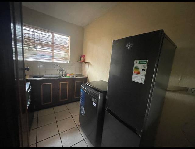 2 BEDROOM APARTMENT FOR SALE IN ALBERTON NORTH